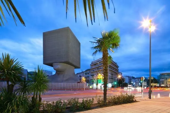 Nice - Beautiful Bright Apartment - 10 Min Beach 0*,  France