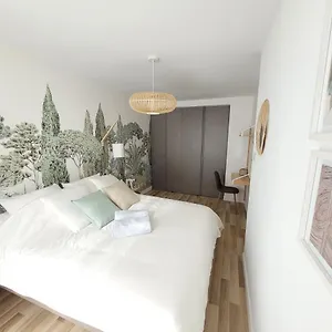 Sunny And Calm 2 Bed Place Du Pin Apartamento