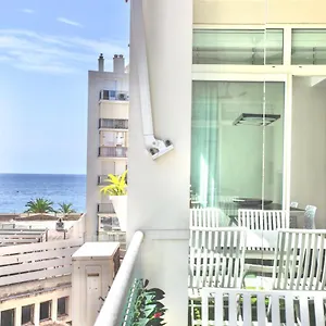  Appartement Luxurious 2 Bedrooms Apartment, 30 Meter From Beach