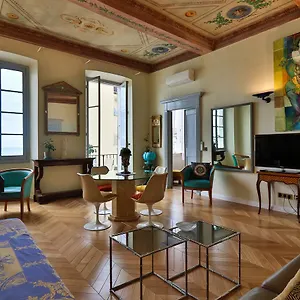 Apartment Palais Hongran De Fiana, Nizza