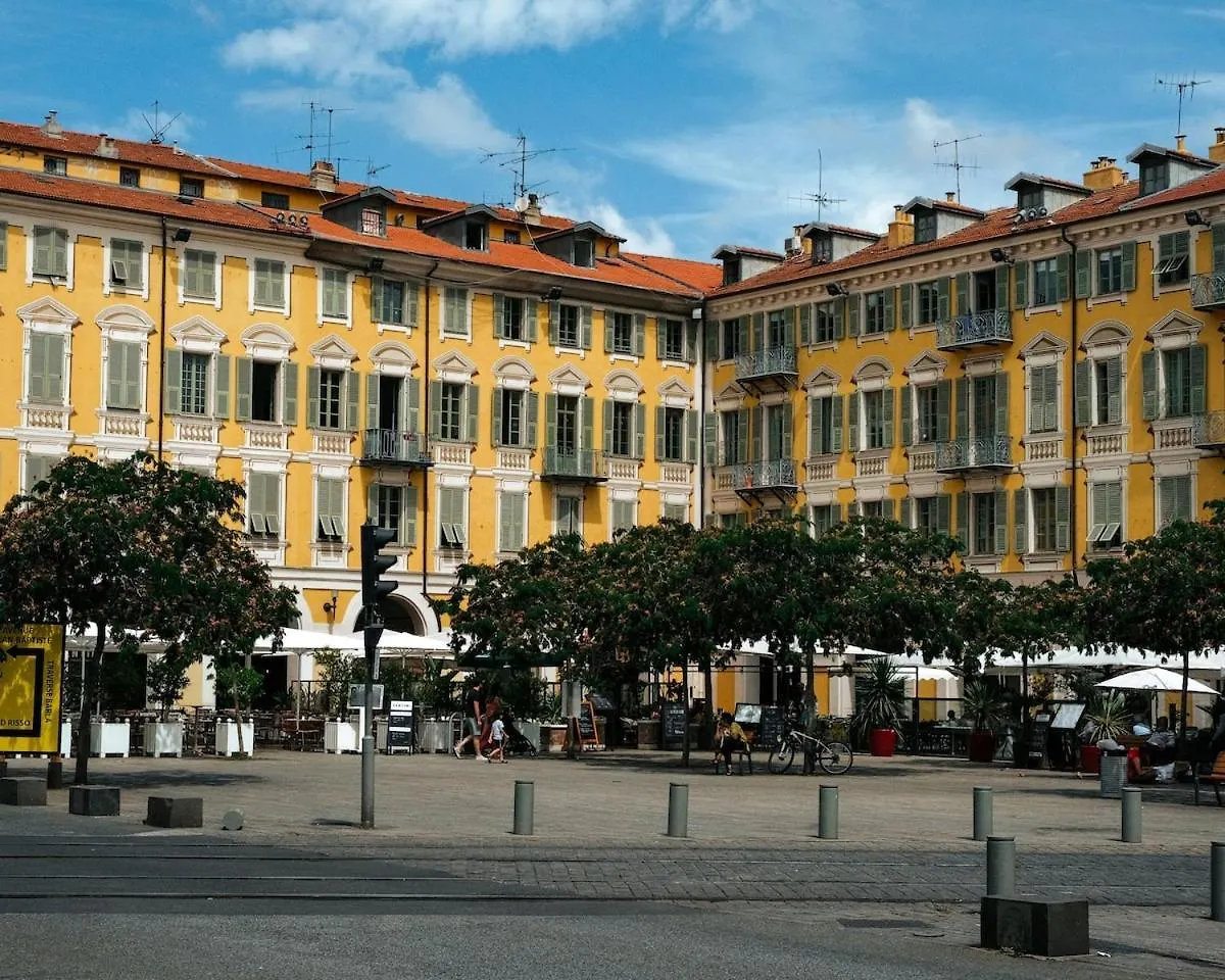 Nice - Beautiful Bright Apartment - 10 Min Beach