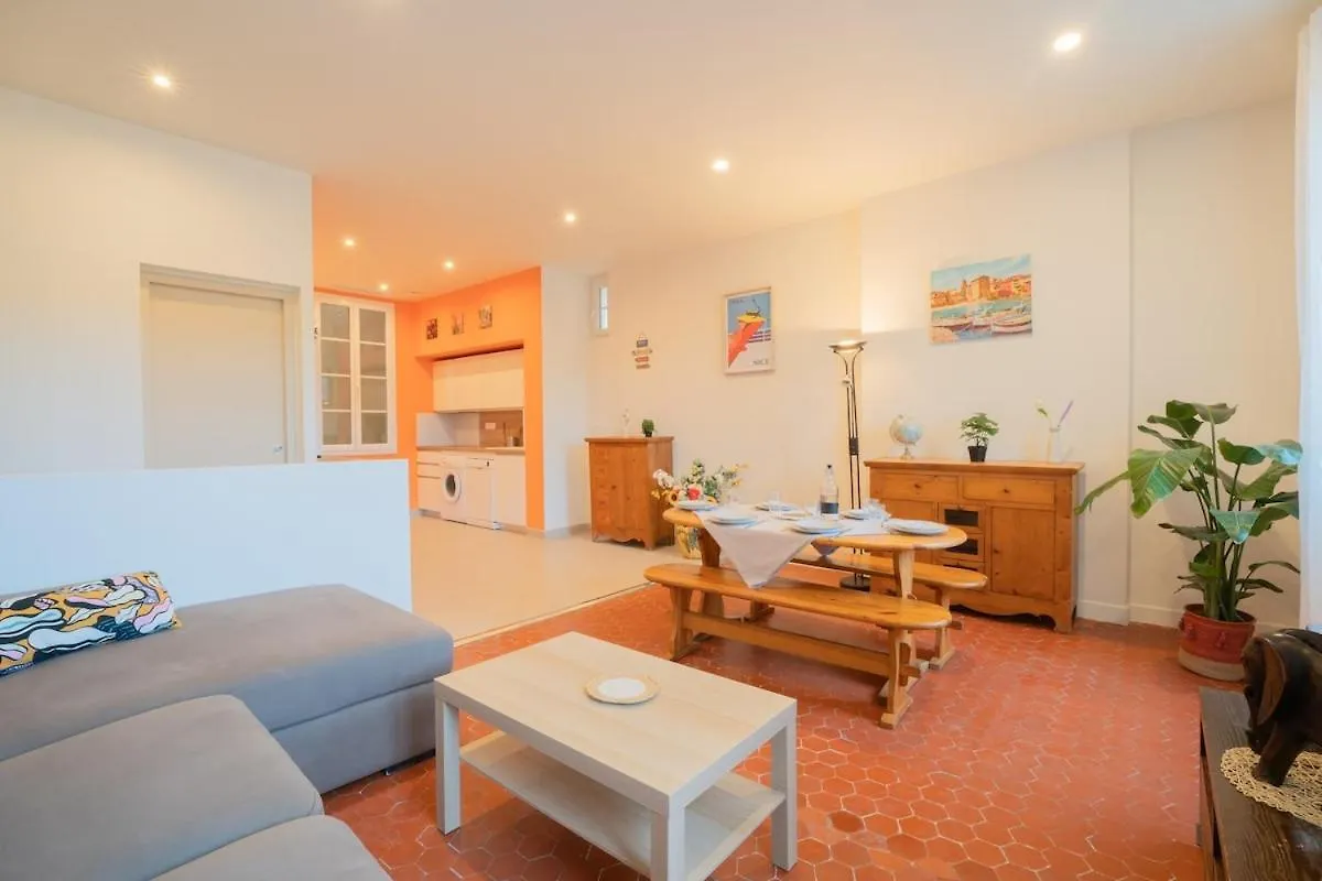 Nice - Beautiful Bright Apartment - 10 Min Beach France